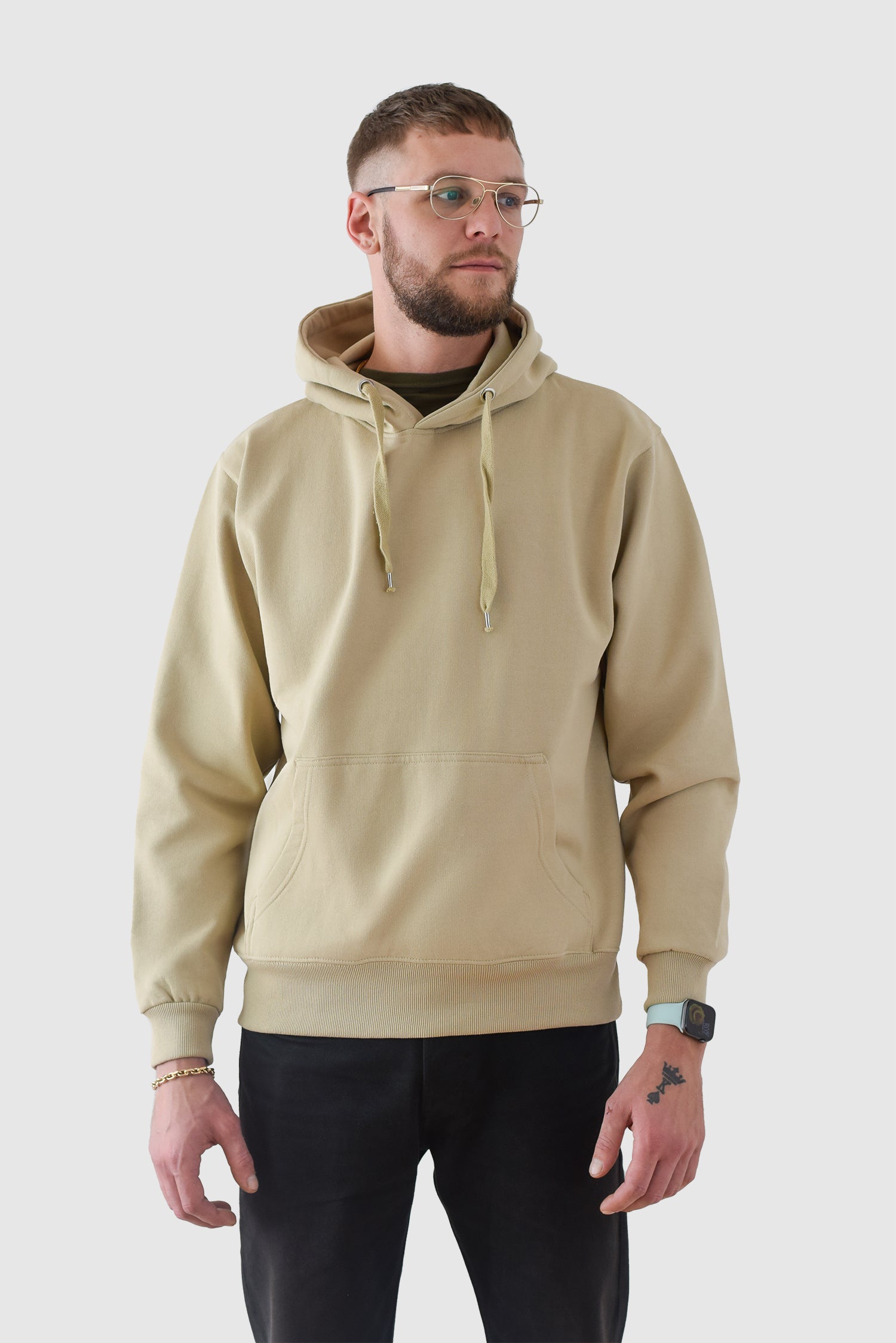 Hoodie Tung, Sand